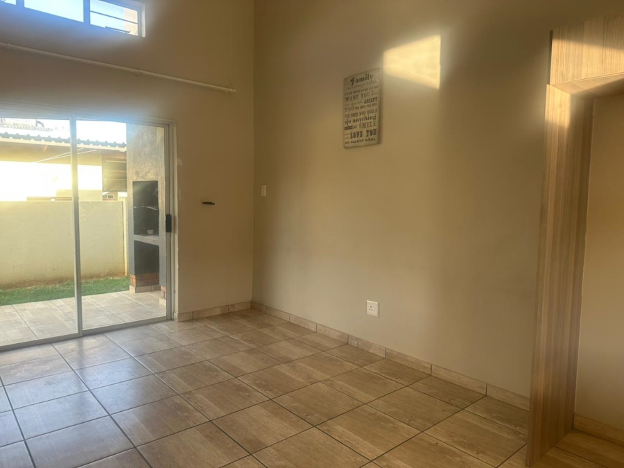 To Let 3 Bedroom Property for Rent in Waterval East North West